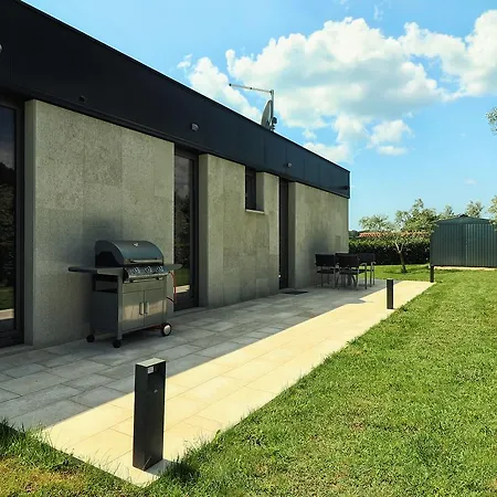 Villa Lagoderan *